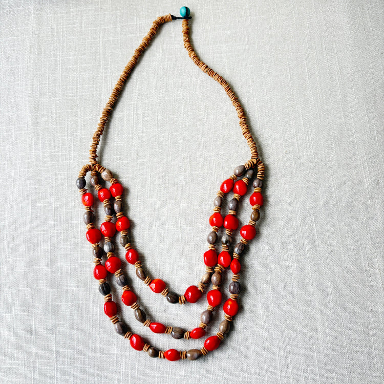 Bijoux de graines