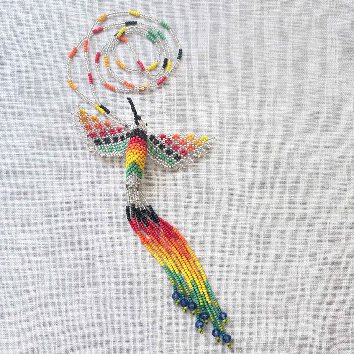 Colar Beija-flor prateado 3
