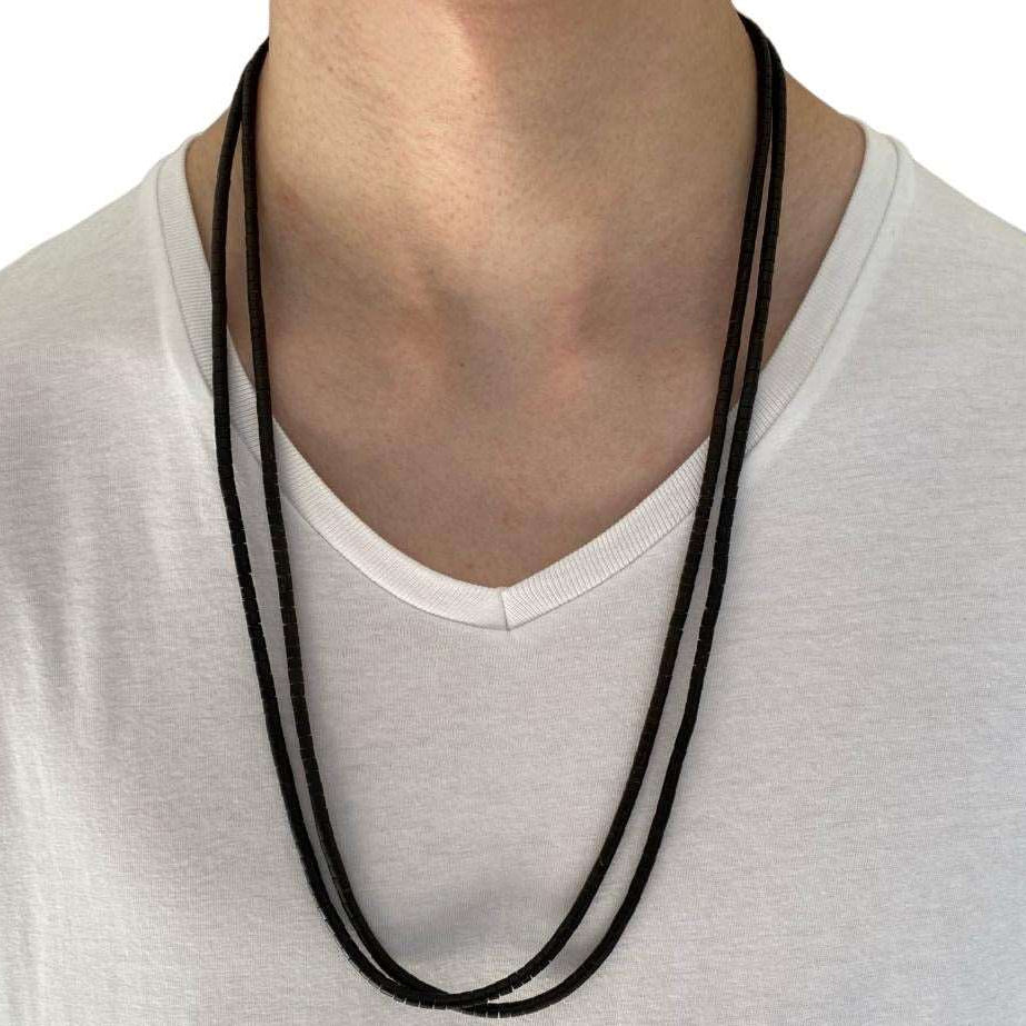 Collier de noyaux de Tucuma - marron - Ethnie Apurina