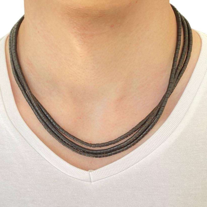 Collier de noyaux de Tucuma - marron - Ethnie Apurina