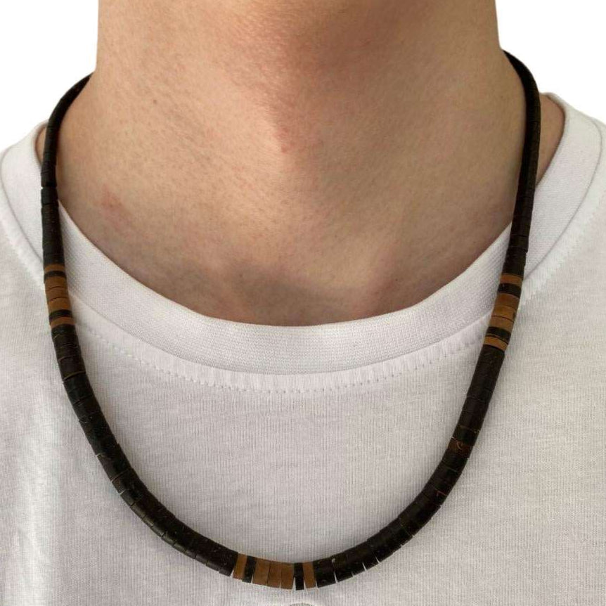 Collier de noyaux de Tucuma - marron - Ethnie Apurina