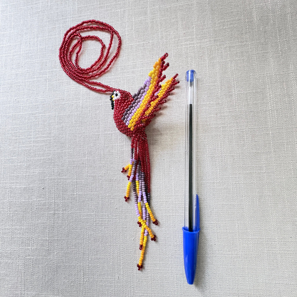Collier ara rouge