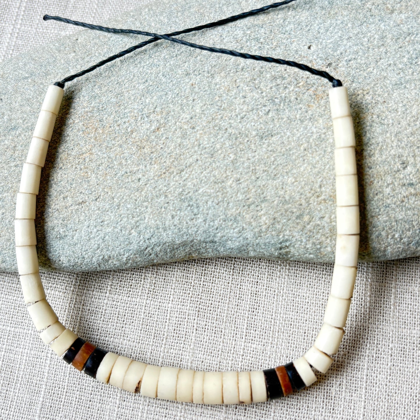 Parure collier et bracelet de jarina et tucumã - Ethnie Apurina