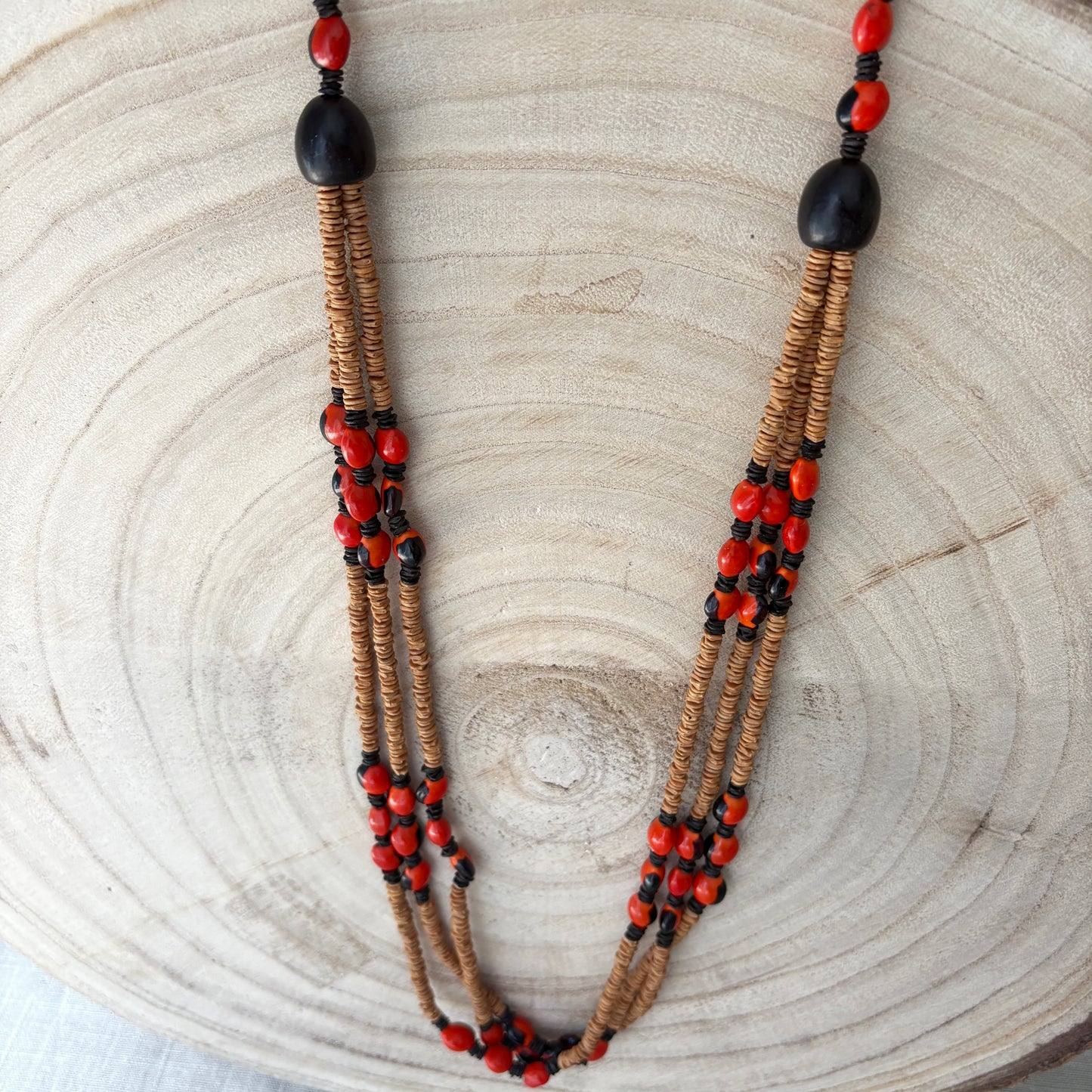 Collier de graines de morototo naturel, tento rouge et noir et coco - Ethnie Wai Wai