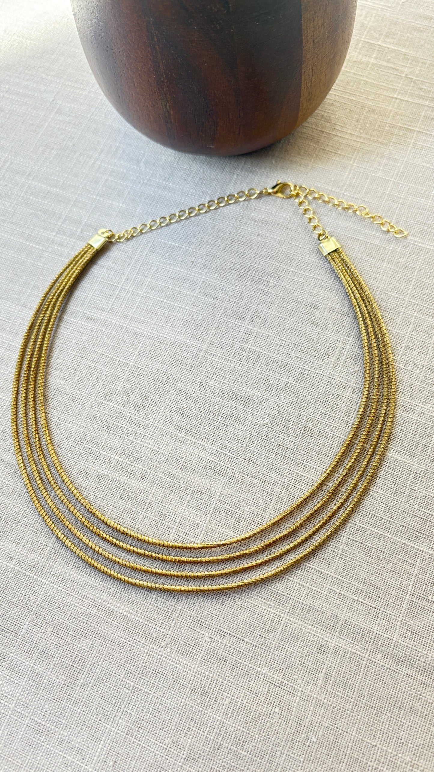 Collier Capim Dourado 4 lignes ras de cou