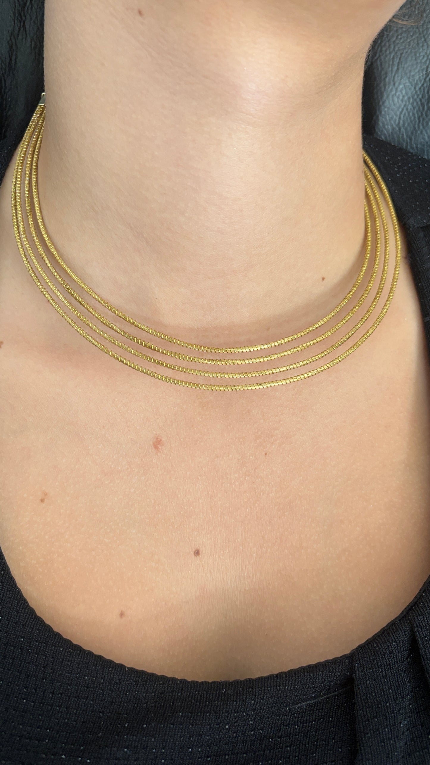Collier Capim Dourado 4 lignes ras de cou