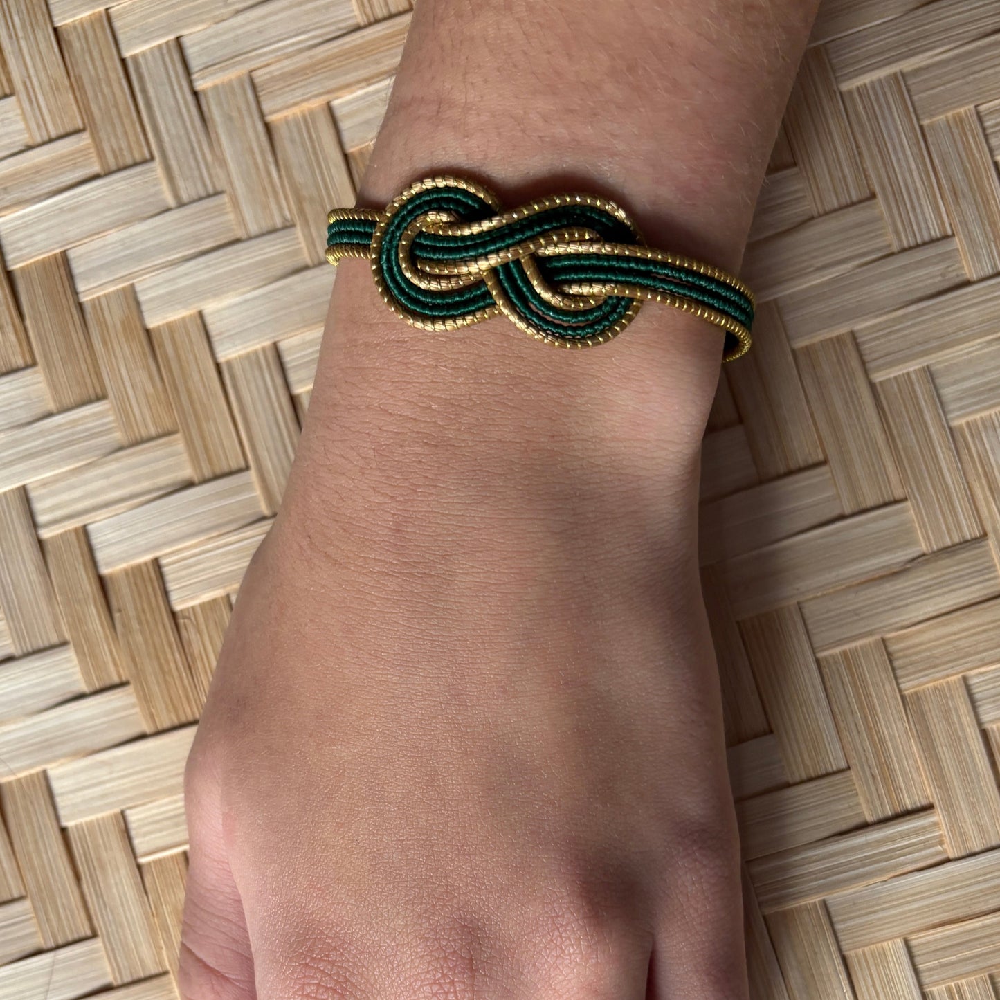 Bracelet Capim Dourado tressé en huit - fibre buriti vert
