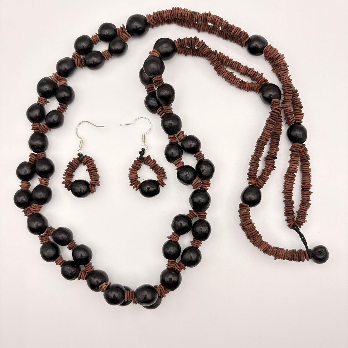 Conjunto em materiais vegetais