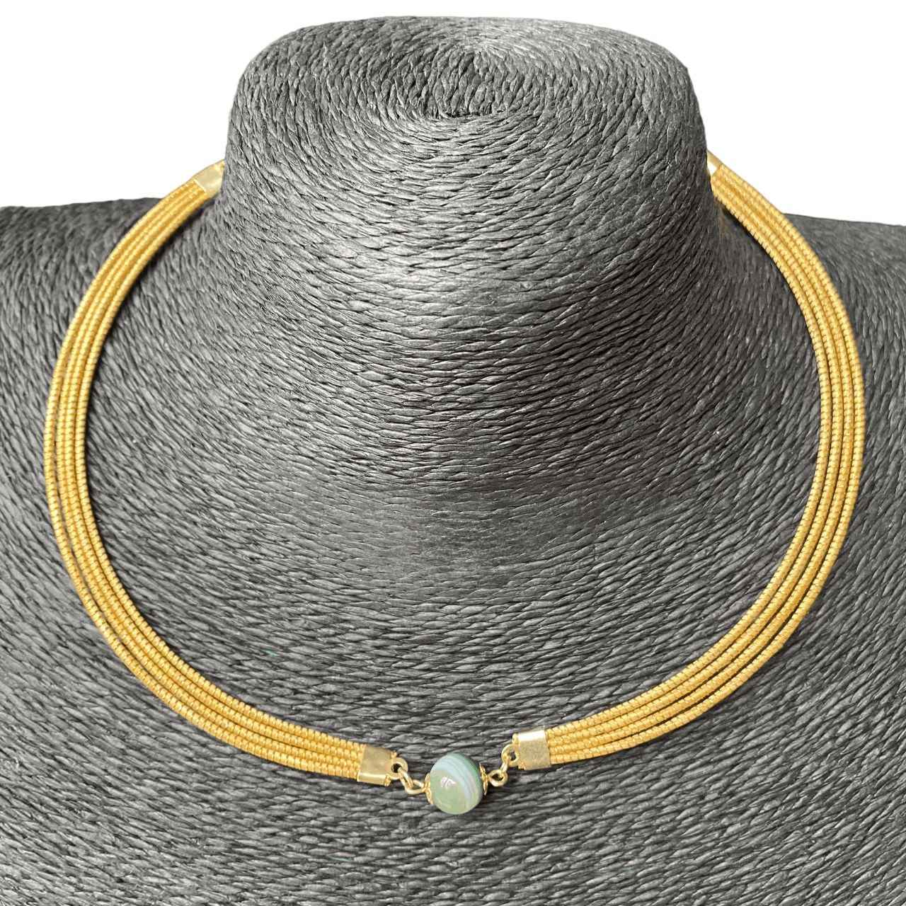 Collier Capim Dourado 4 lignes - pierre naturelle agate verte