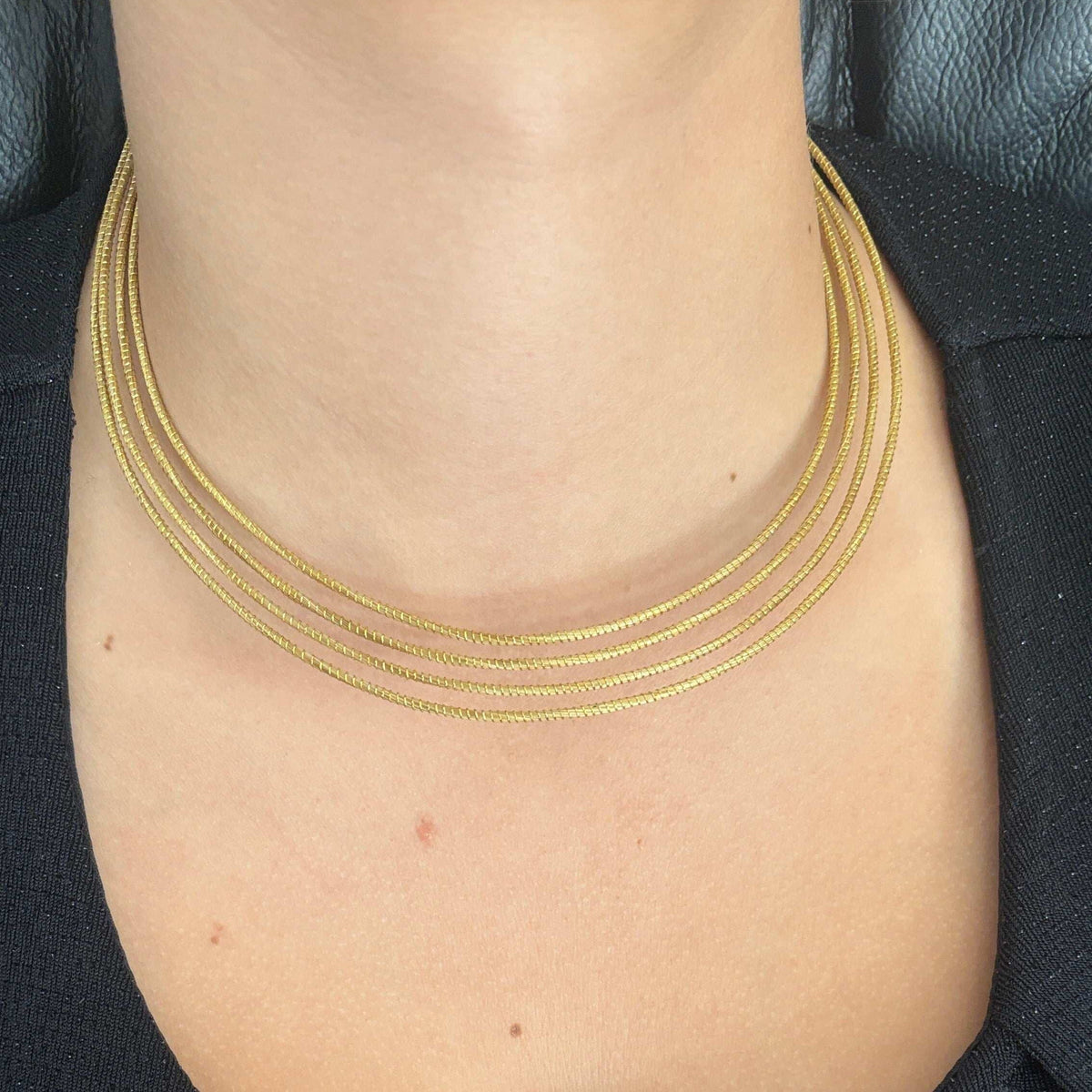 Collier Capim Dourado 4 lignes ras de cou