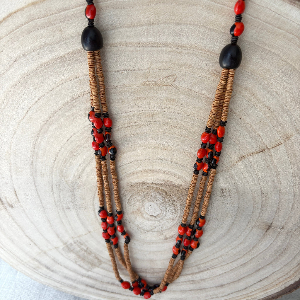 Colar de sementes de morototó natural, tento vermelho e caroço e coco