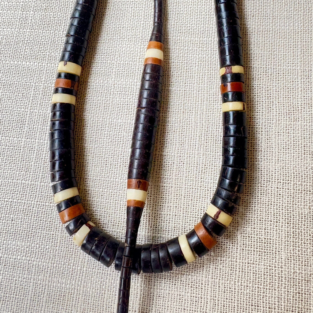 Conjunto colar e pulseira de sementes naturais - Tucumã e jarina