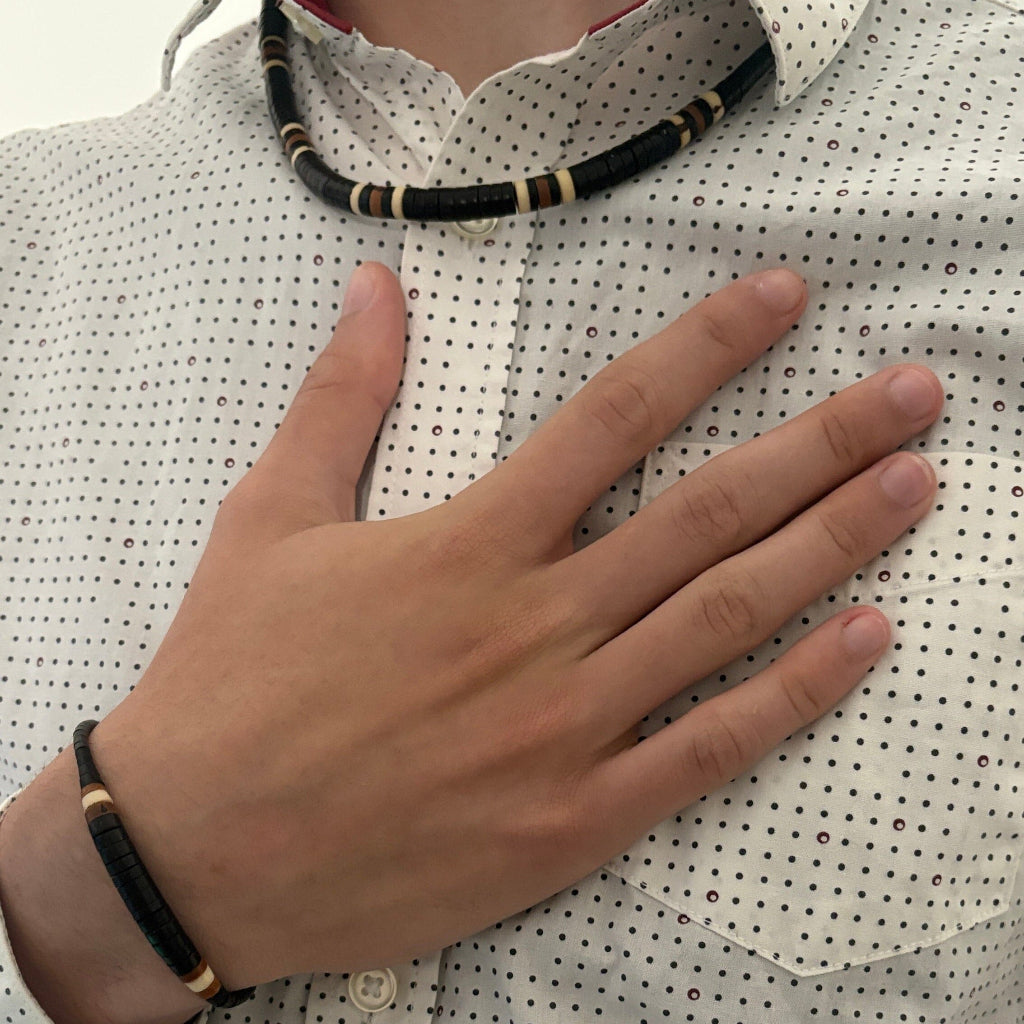 Conjunto colar e pulseira de sementes naturais - Tucumã e jarina