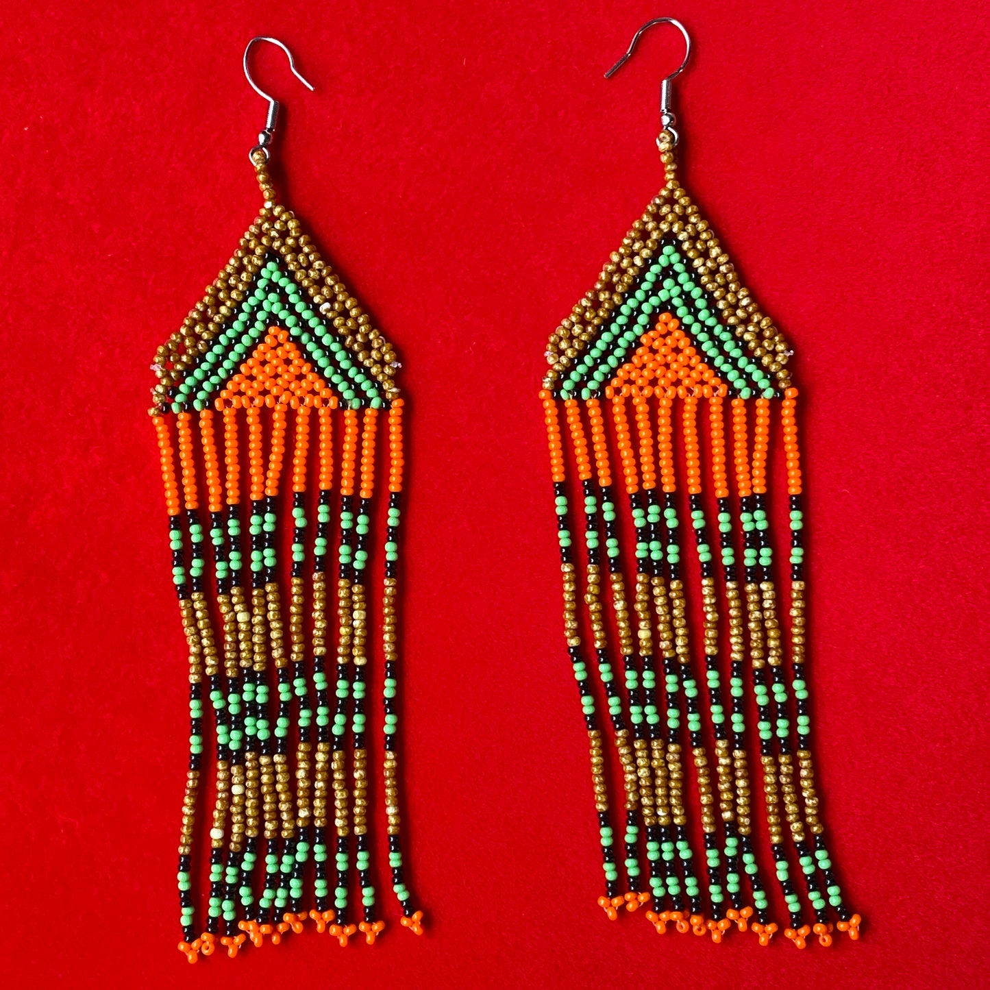 Boucles d'oreilles Miçanga - marron orange et vert - Ethnie Kayapo