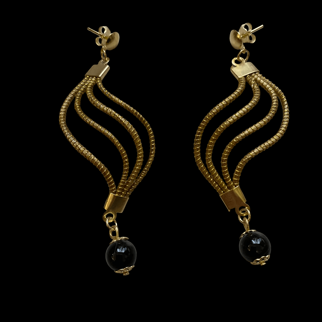 Boucles d'oreilles Capim Dourado vague et pierre naturelle agate noire