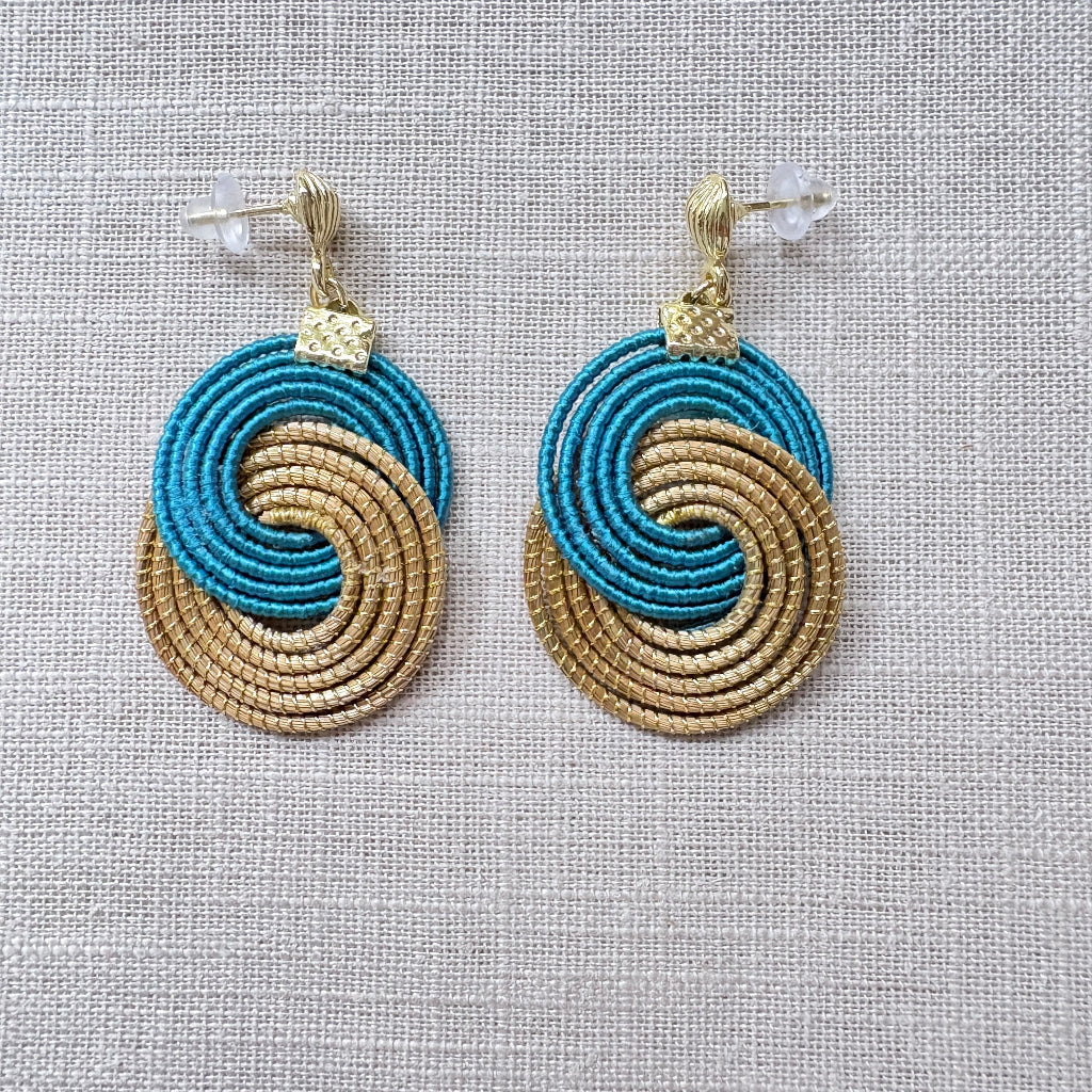 Boucles-oreilles-Capim-Dourado-buriti-bleu-canard-3