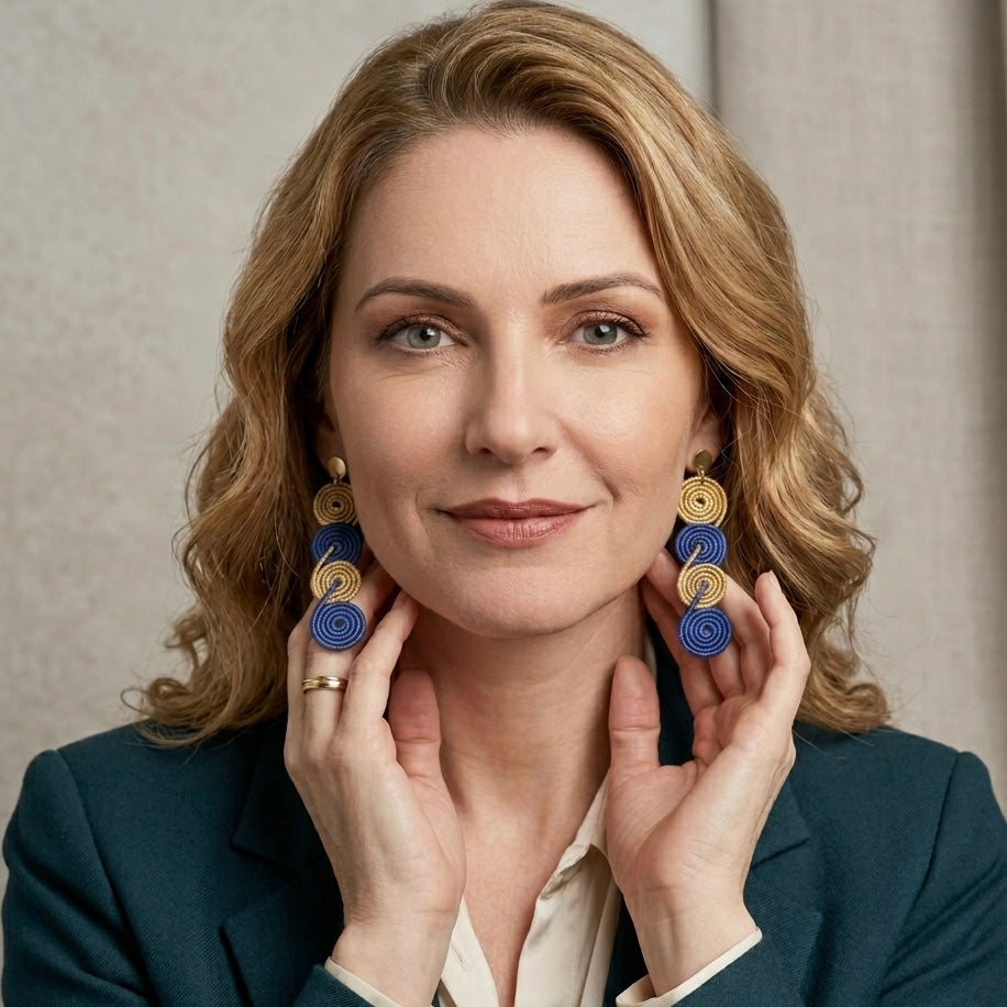 Boucles-oreilles-capim-dourado-buriti-bleu-quatre-spirales-1
