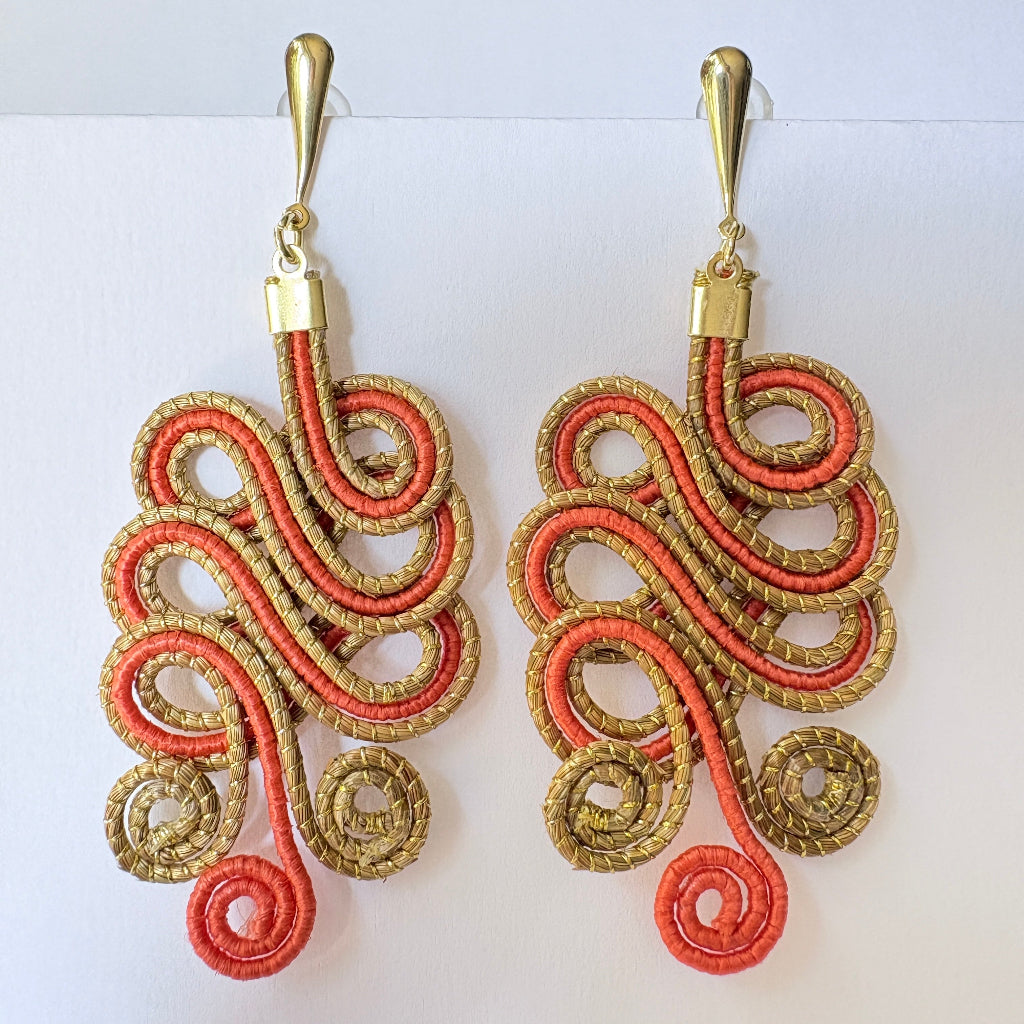 Boucles-oreilles-capim-dourado-buriti-orange-2