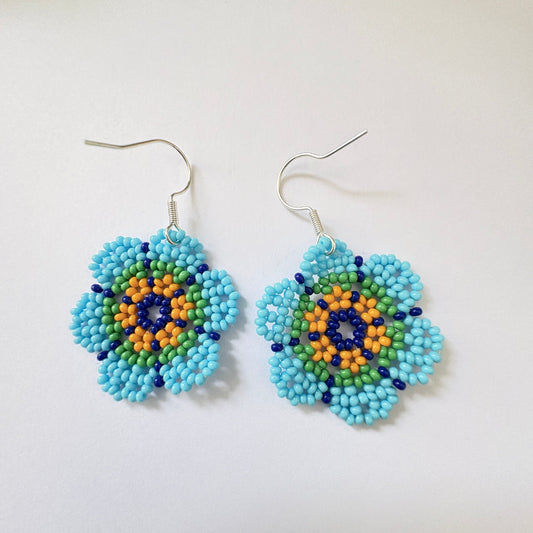 Boucles oreilles fleur bleue 7
