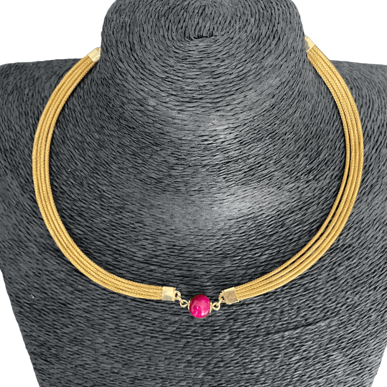 Collier Capim Dourado 4 lignes - pierre oeil de tigre rubis