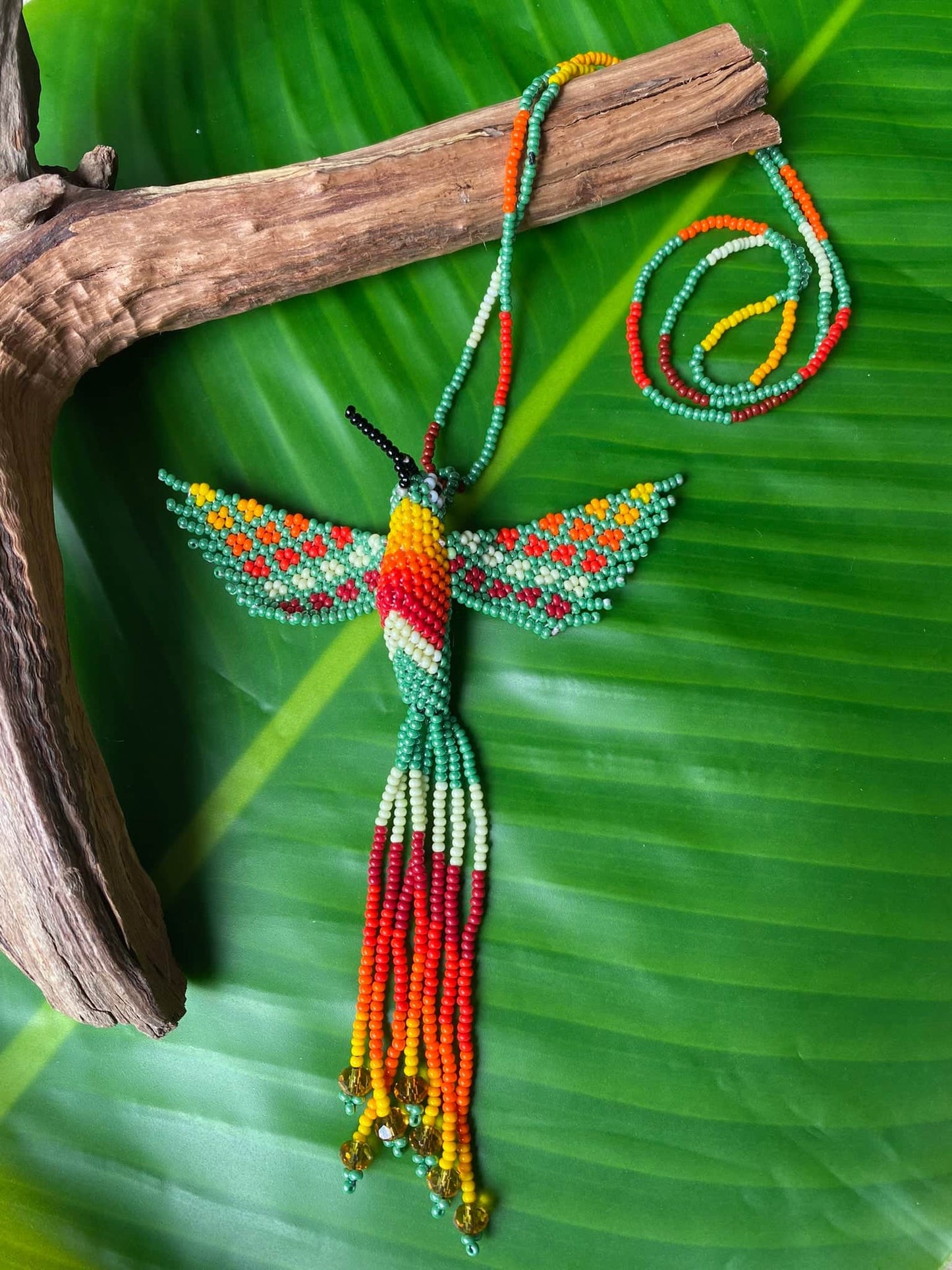 Collier Miçanga - Colibri - vert - Ethnie Mehinako