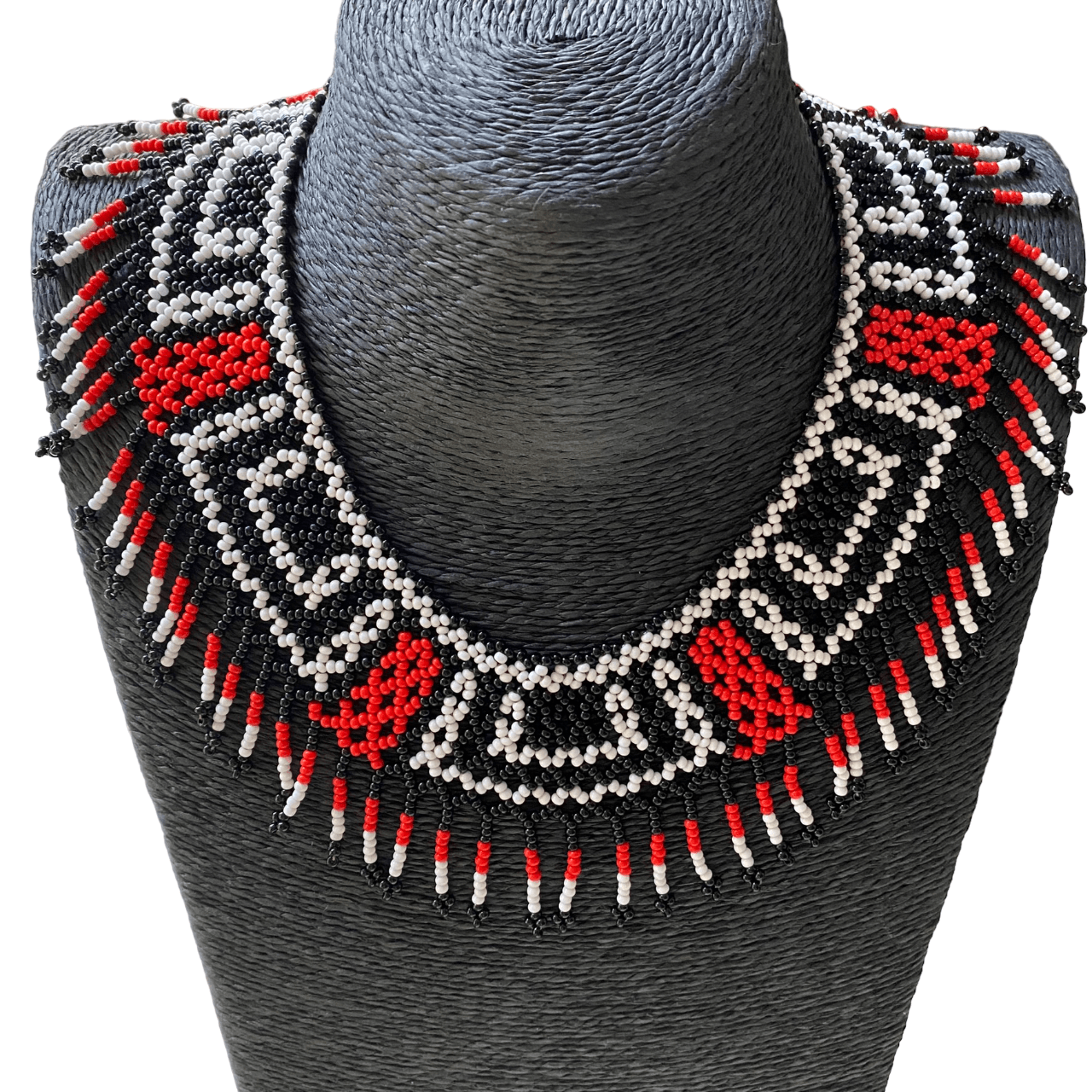 Collier Miçanga ras de cou - noir rouge et blanc- Ethnie Wai Wai