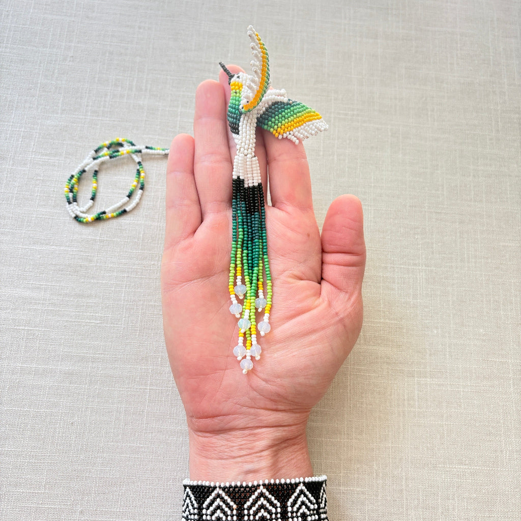 Collier-colibri-blanc-vert-9