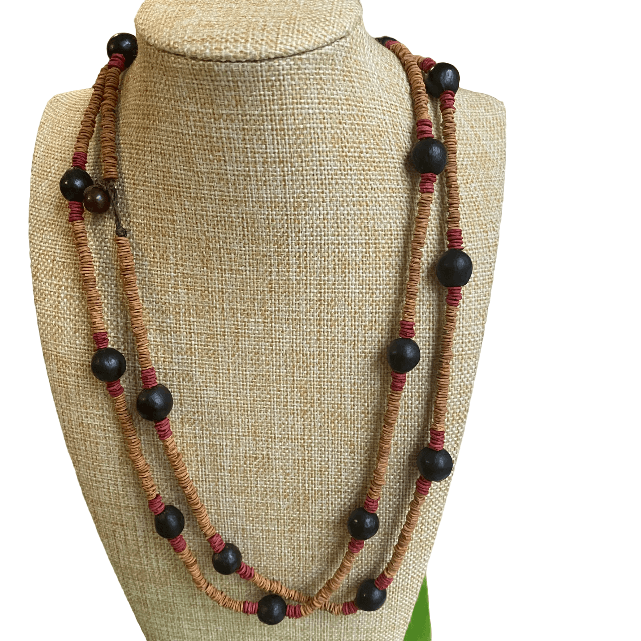 Collier de graines de morototo marron et rouge et saboneteira avec fermoir