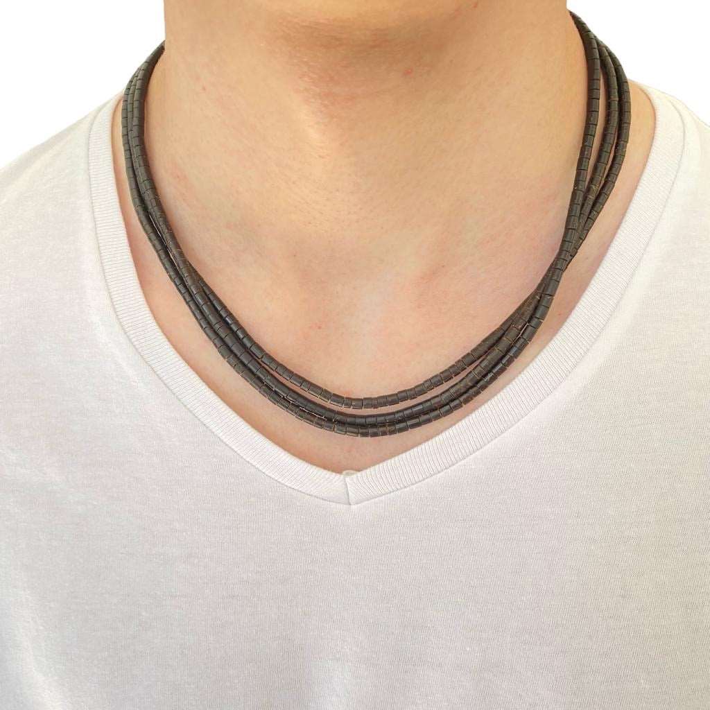 Collier de noyaux de Tucuma - marron - Ethnie Apurina