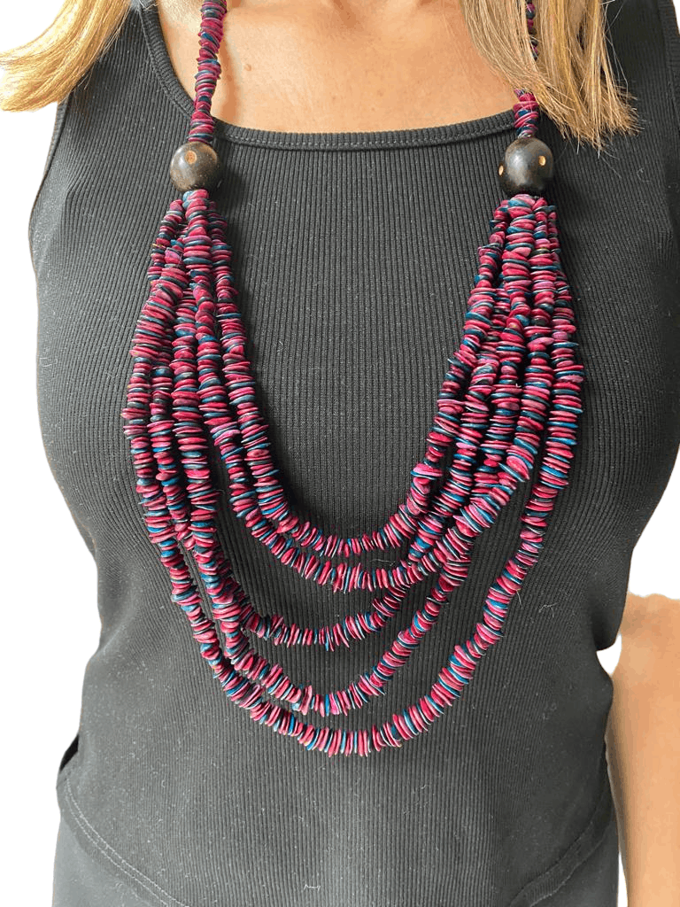 Collier sautoir jueirana avec noix noir - Ethnie Pataxo