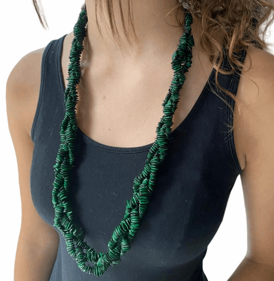 Collier sautoir torsadé vert jueirana