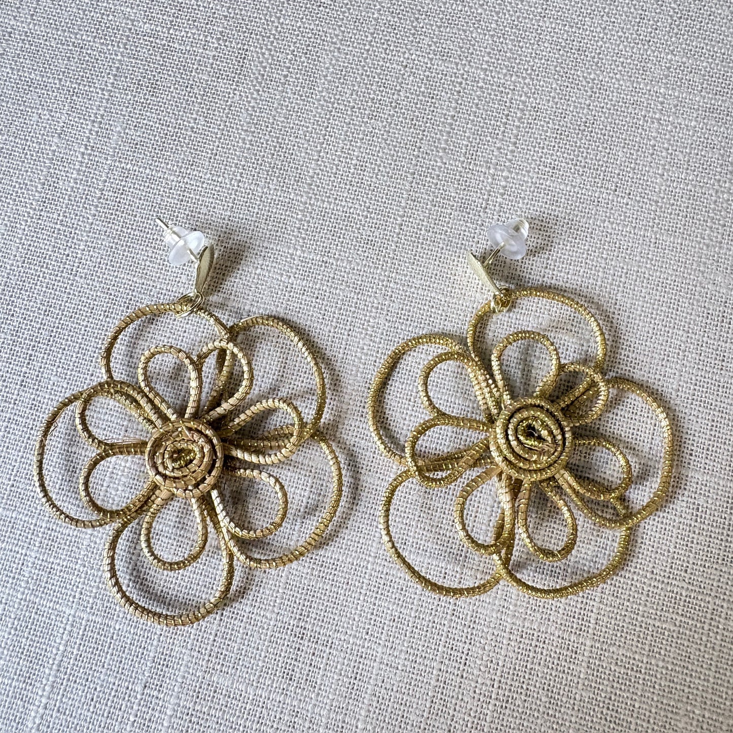 Parure collier et boucles d'oreilles Capim Dourado fleurs