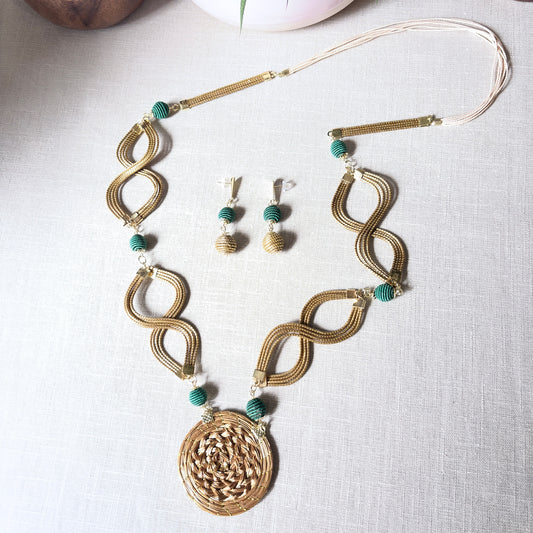 Parure collier et boucles d'oreilles Capim Dourado et buriti vert