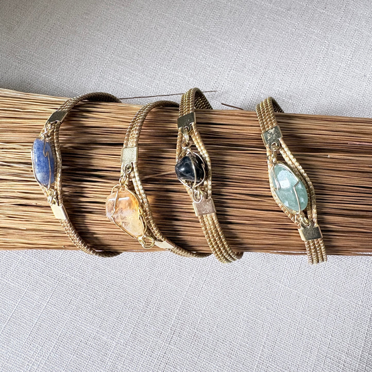 Bracelet Capim Dourado et pierre naturelle onyx
