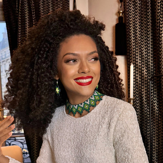 Collier de perles de verre (miçanga) vert et blanc - Ethnie Borari