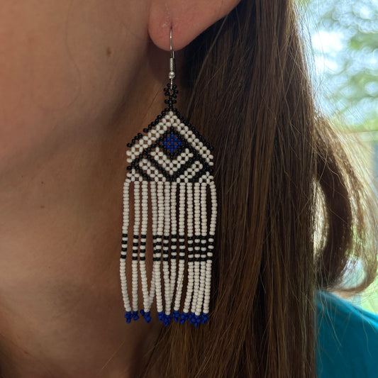 Boucles d'oreilles Miçanga - Blanc noir et bleu - Ethnie Wai Wai