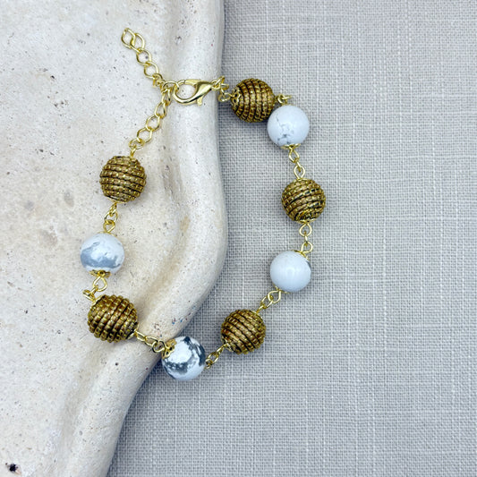 Bracelet Capim Dourado - boules et pierres naturelles Howlite
