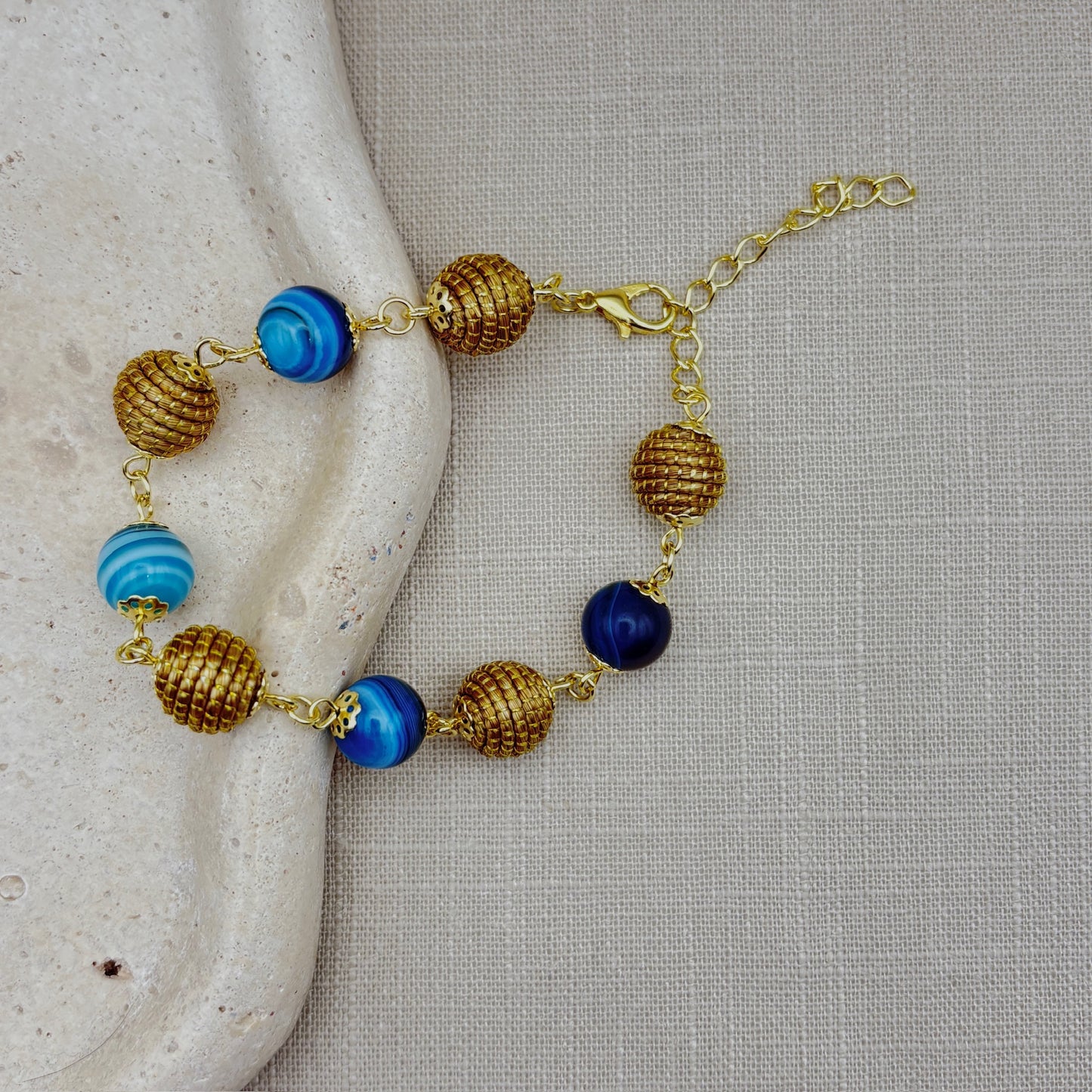 Bracelet Capim Dourado - boules et pierres naturelles Agate bleue