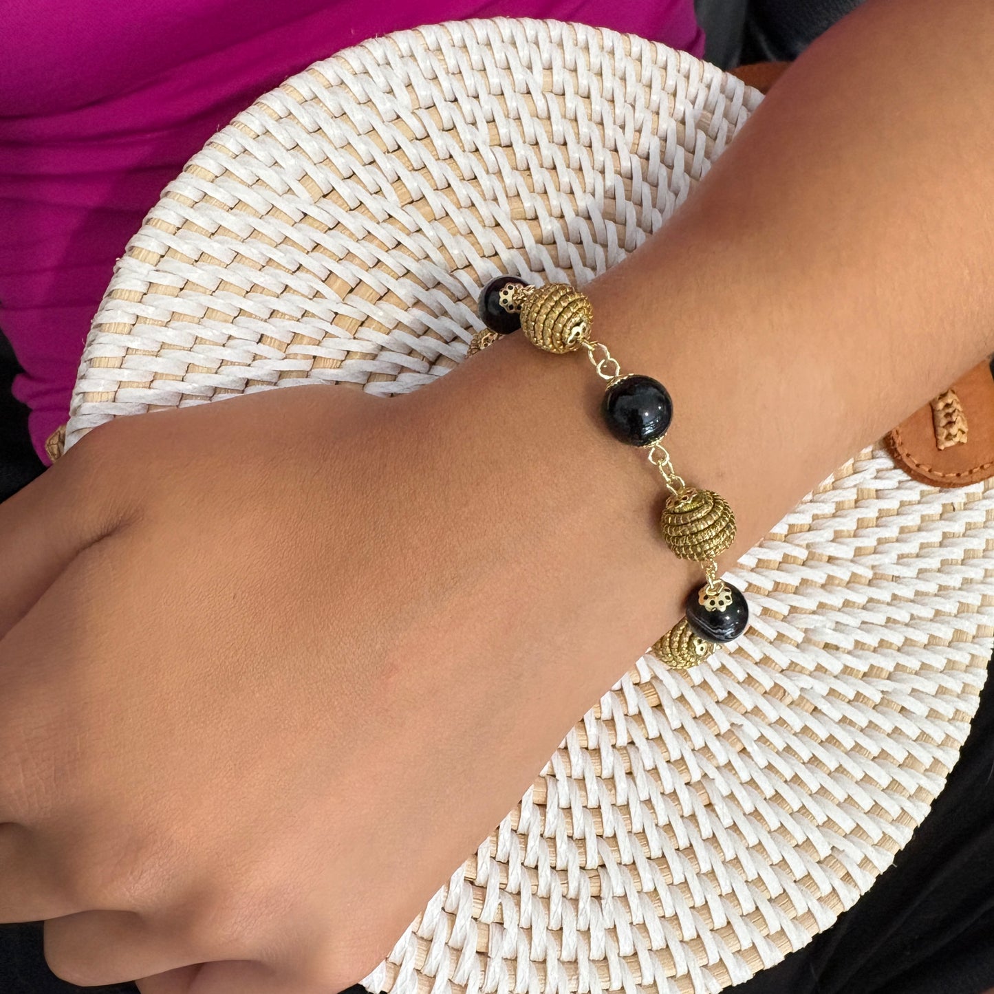 Bracelet Capim Dourado - boules et pierres naturelles Agate noire