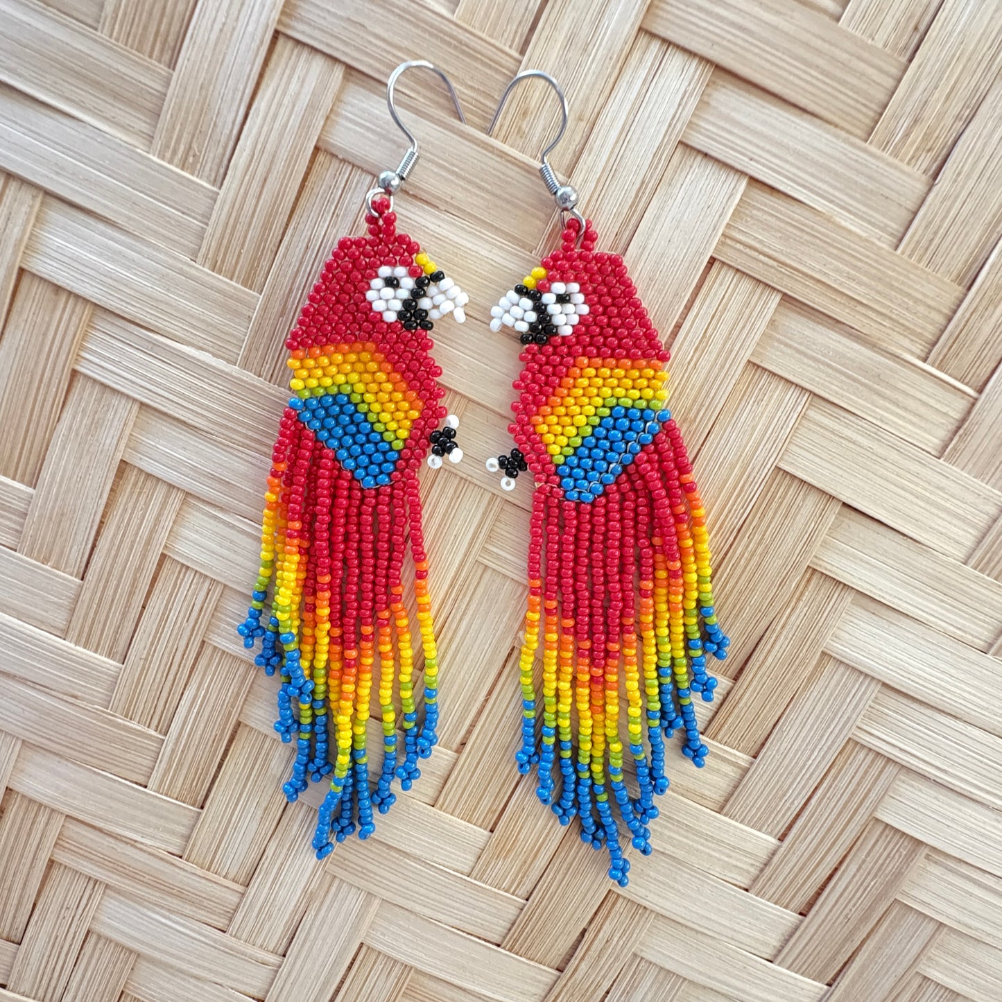 Boucles d'oreilles en perles de verre (Miçanga) - Ara rouge - Ethnie Borari