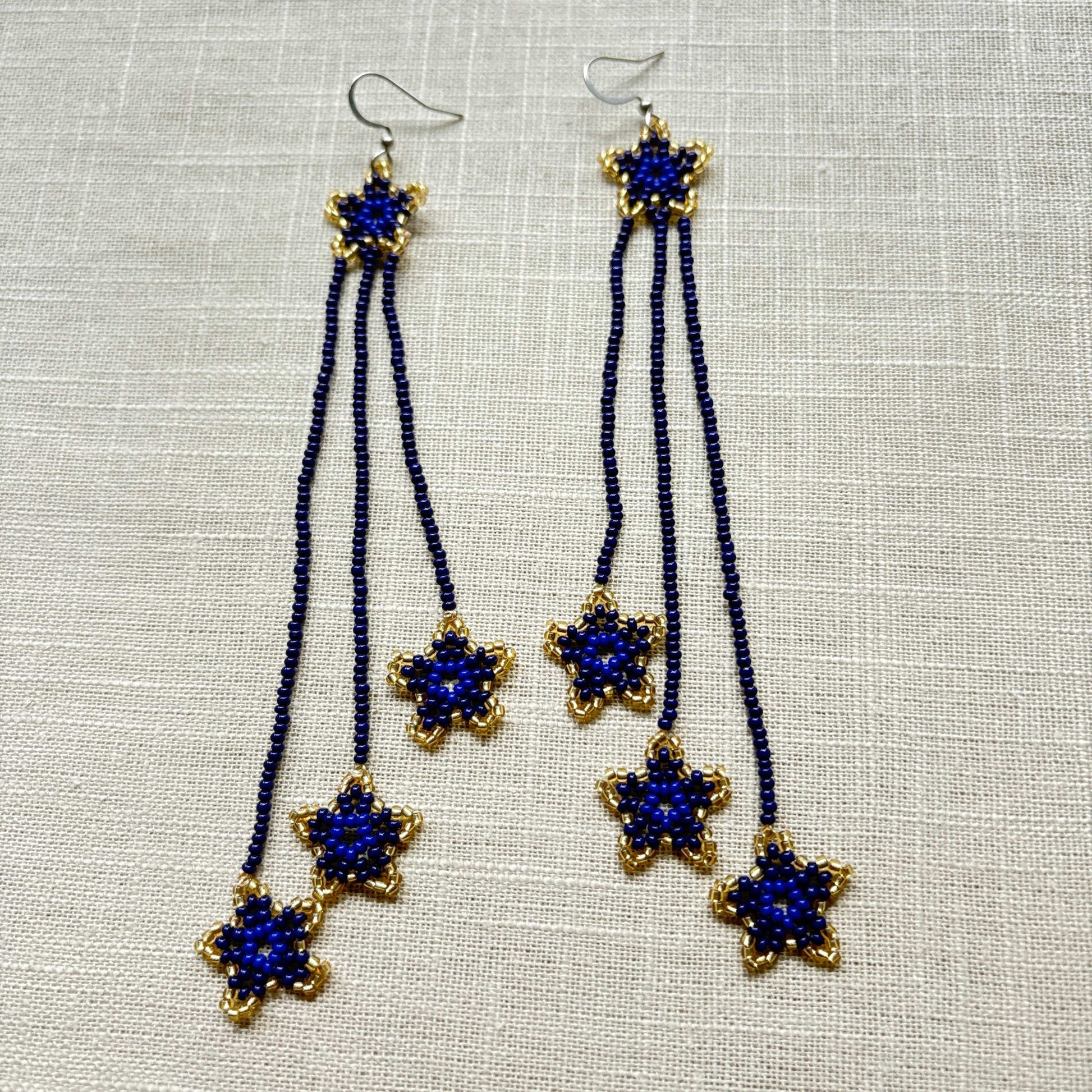 Boucles d'oreilles en perles de verre (Miçanga) - Etoiles bleu et doré - Ethnie Borari