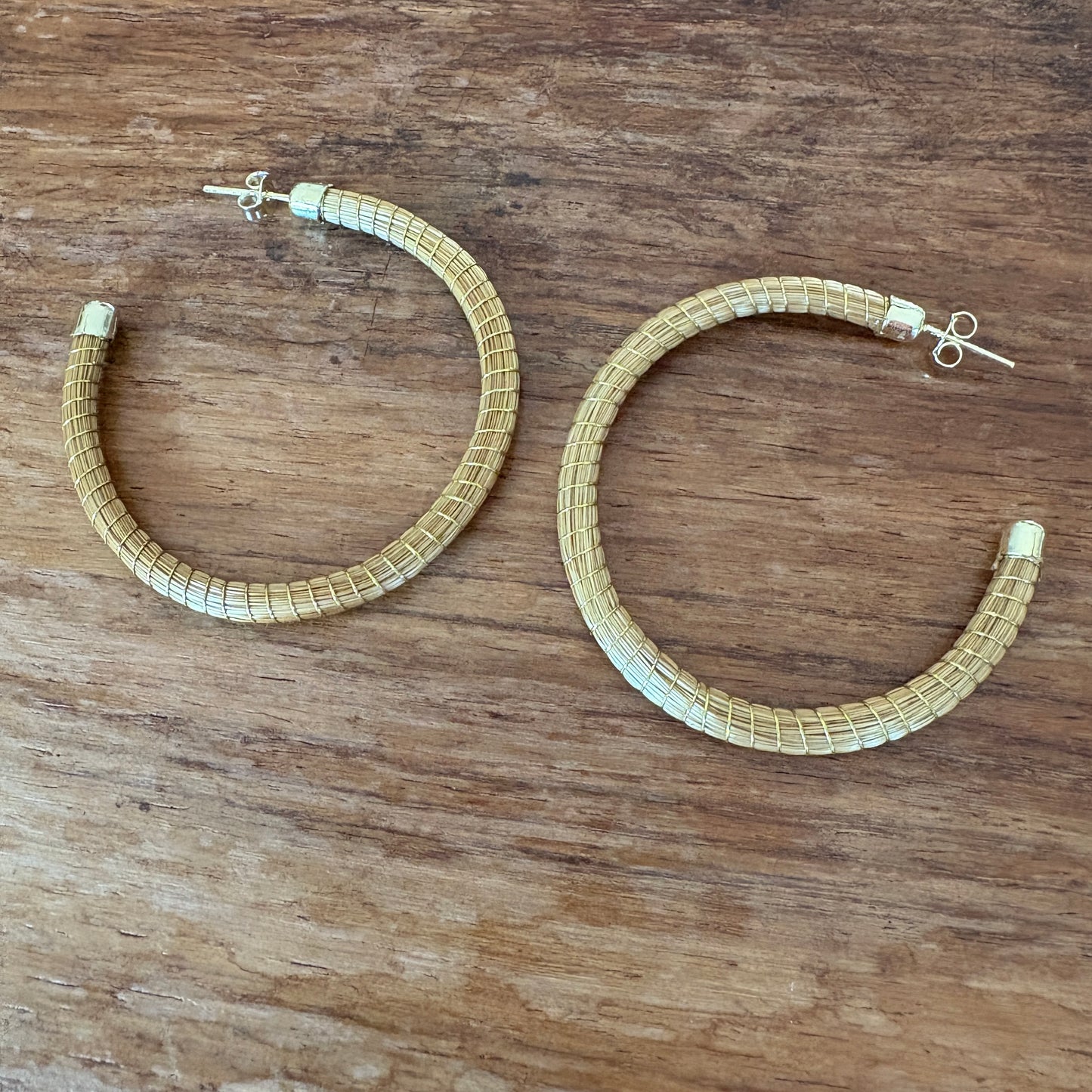 Boucles d'oreilles Capim Dourado type créoles