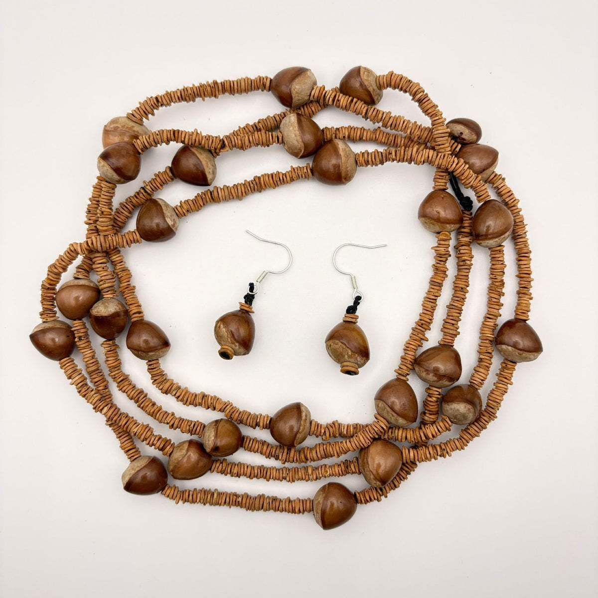 Conjunto em materiais vegetais
