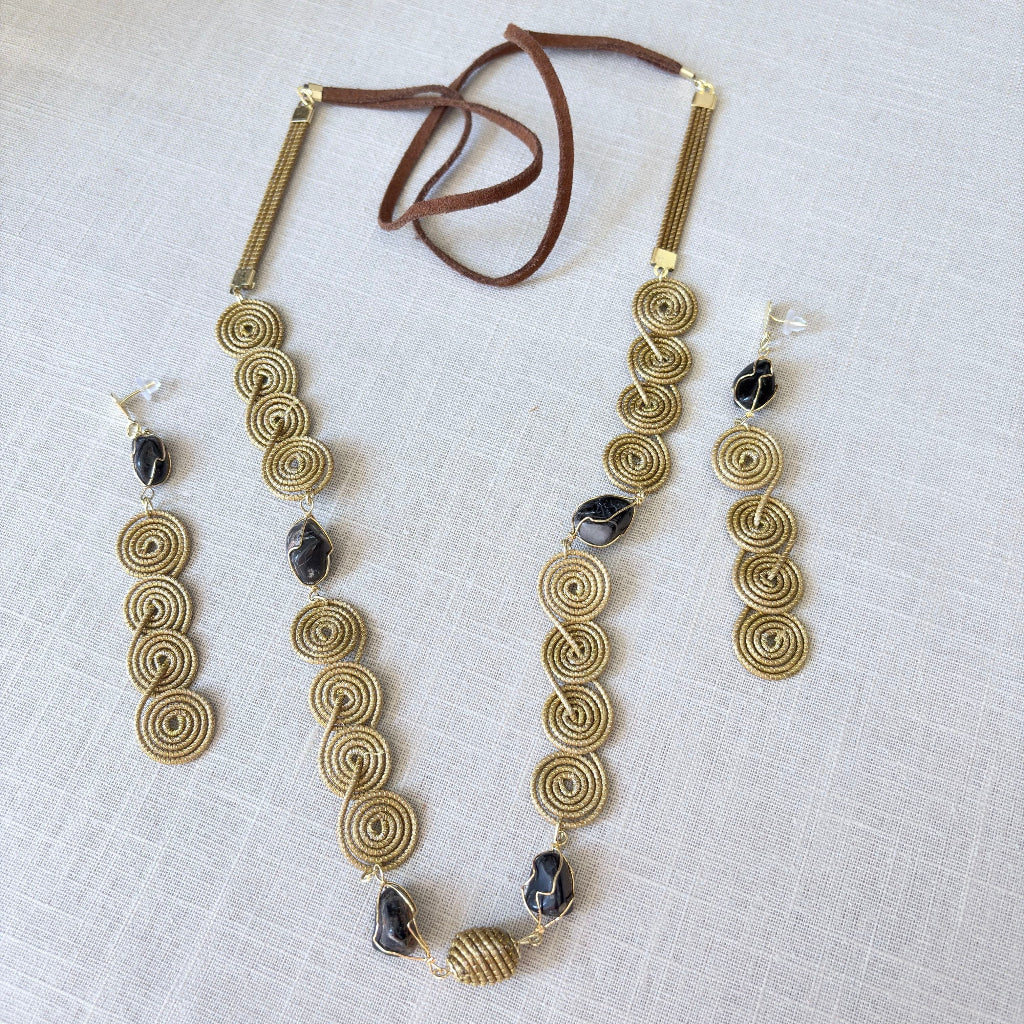 Parure-Capim-Dourado-Onyx-3