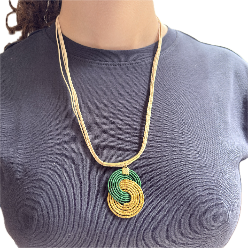 Parure-Capim-Dourado-buriti-vert-Infini-1