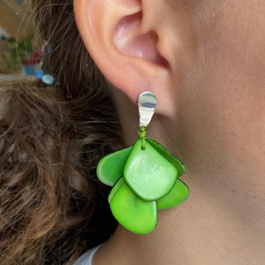 Boucles d'oreilles de graines naturelles Jarina vert citron Boucles d'oreilles Artisan local situé dans l'état de Sao Paulo au sud du Brésil. 