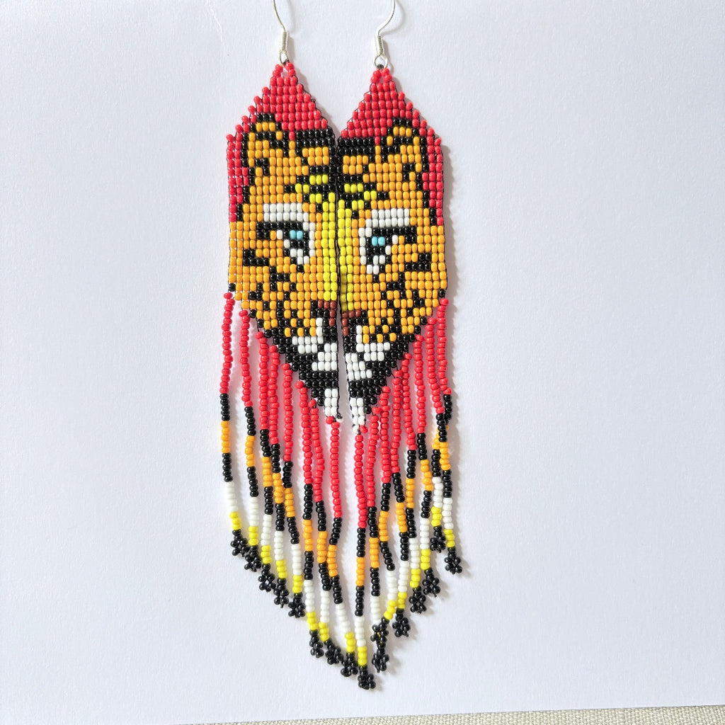 boucles oreilles jaguar rouge