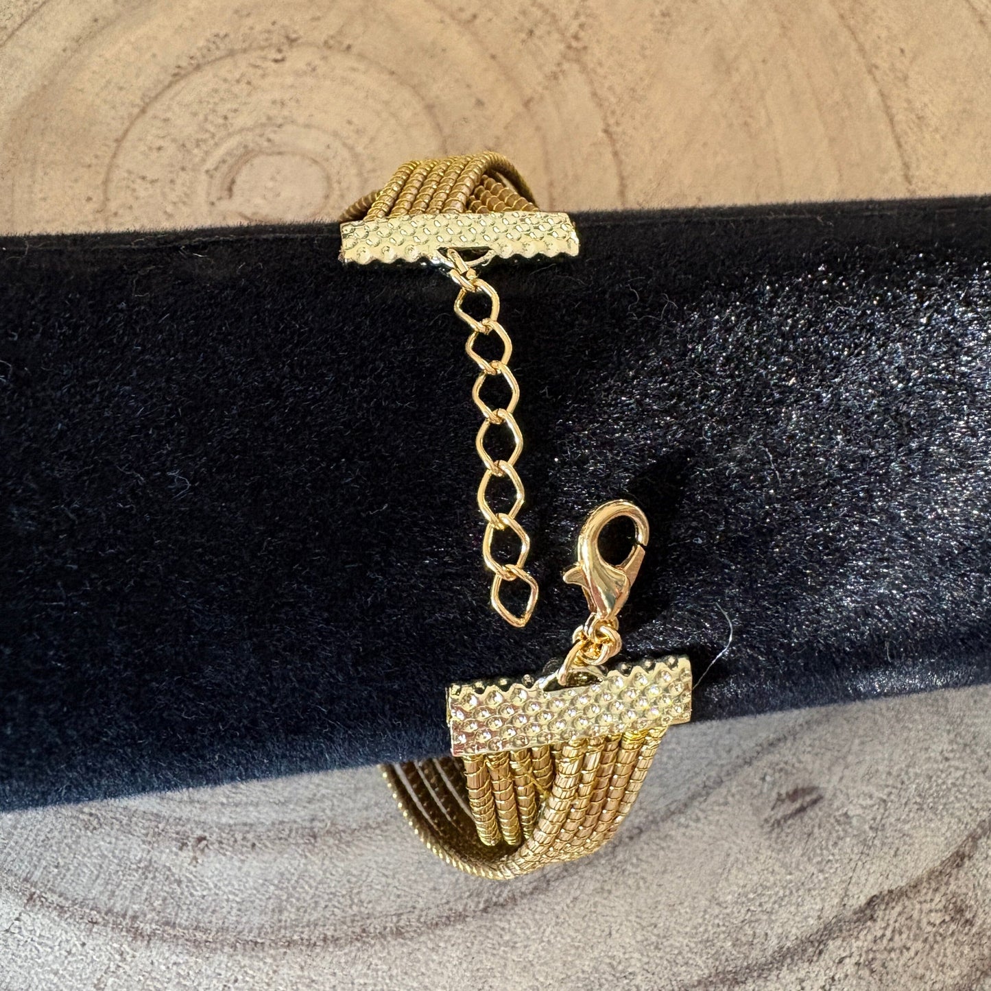 Bracelet Capim Dourado tressé large mandala Bracelet Artisan local travaillant le Capim Dourado dans l'état du Tocantins au centre-est du Brésil 