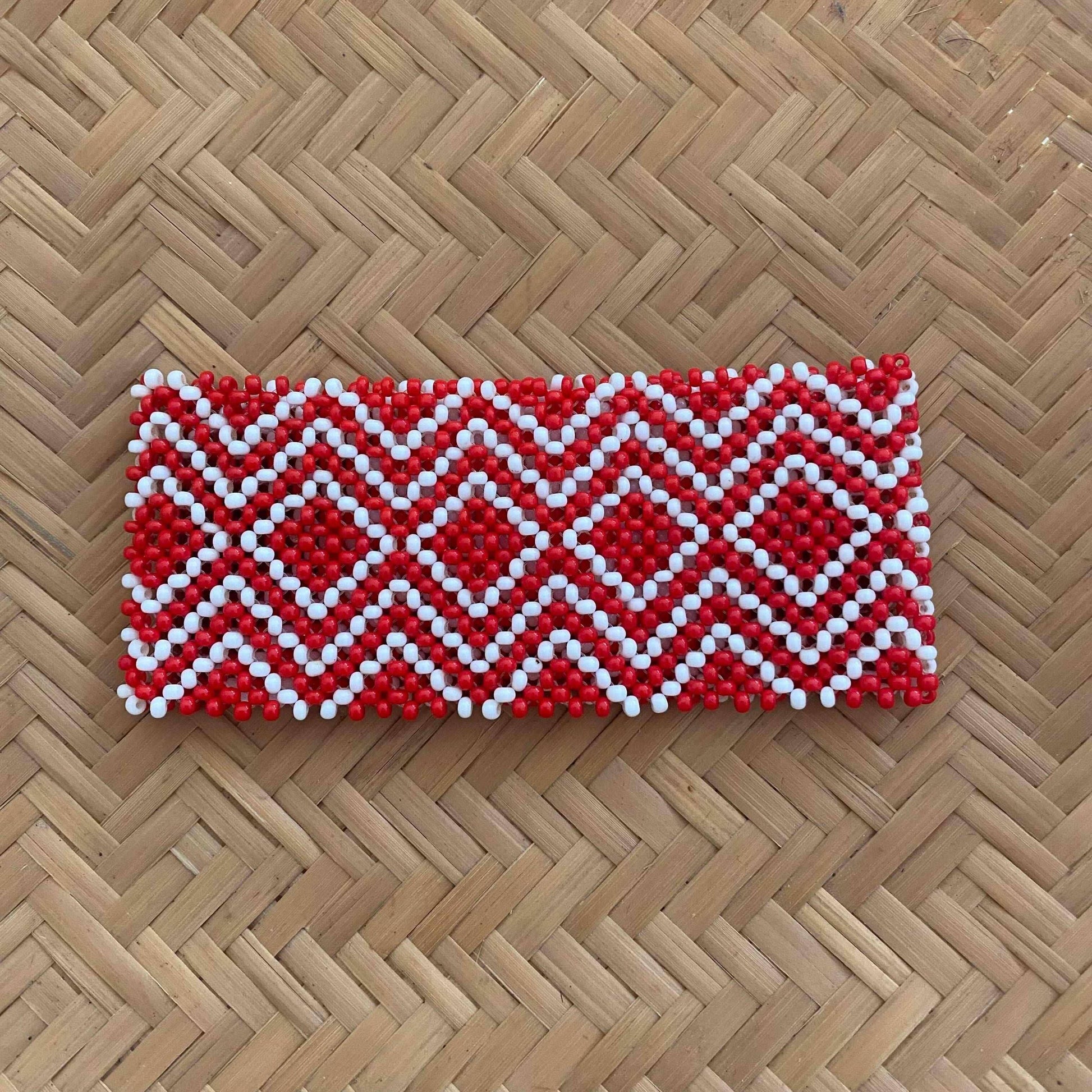 Bracelet en perles de verre (Miçanga) - grande taille - blanc rouge