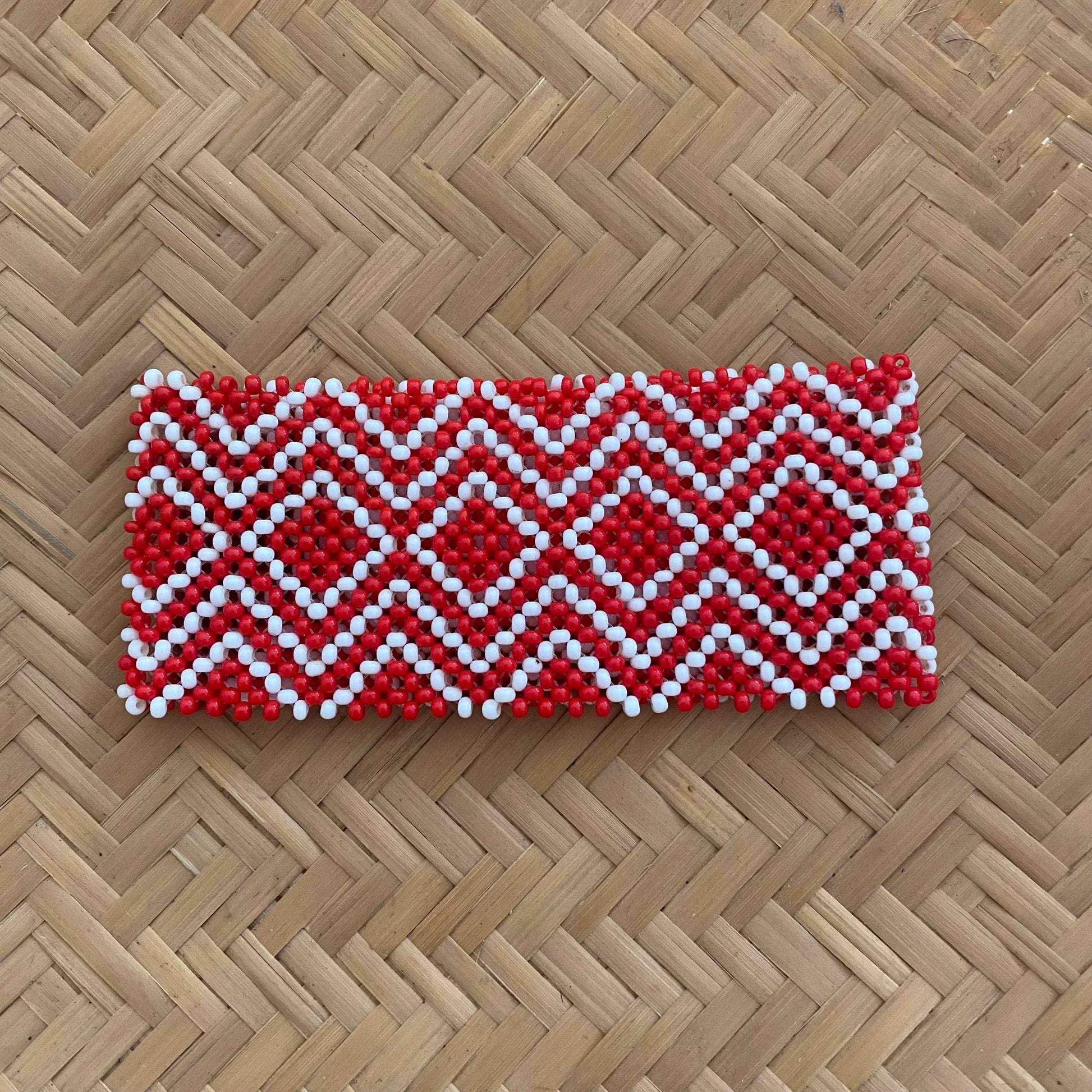 Bracelet en perles de verre (Miçanga) - grande taille - blanc rouge